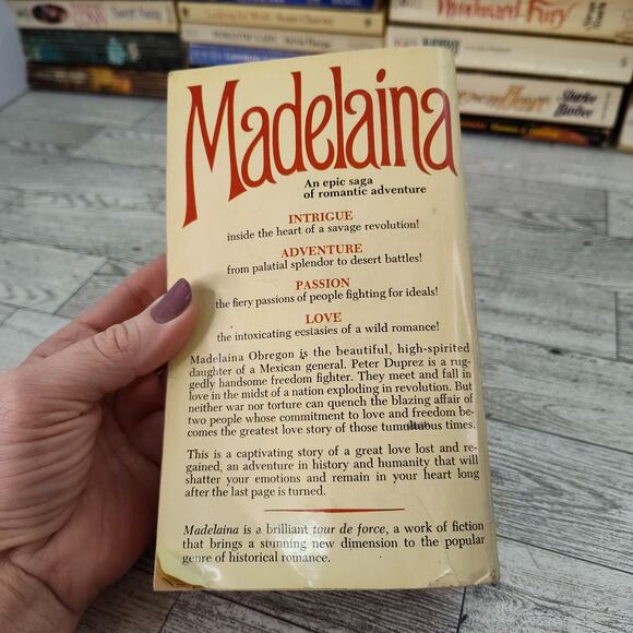 Madelaina by Michaela Morgan 1977 1st Printing Pinnacle Books Paperback - Picture 6 of 14